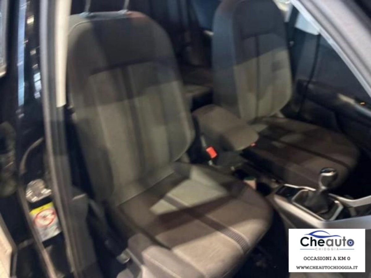 Volkswagen T-Roc 2.0 tdi Life 115cv (14)