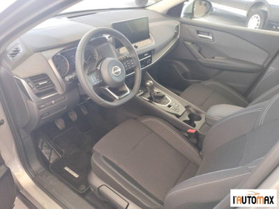 Nissan Qashqai 1.3 mhev Acenta 2wd 140cv (7)