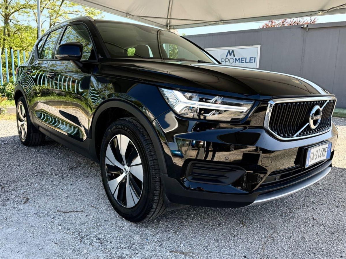 Volvo XC40 T3 Momentum Pro