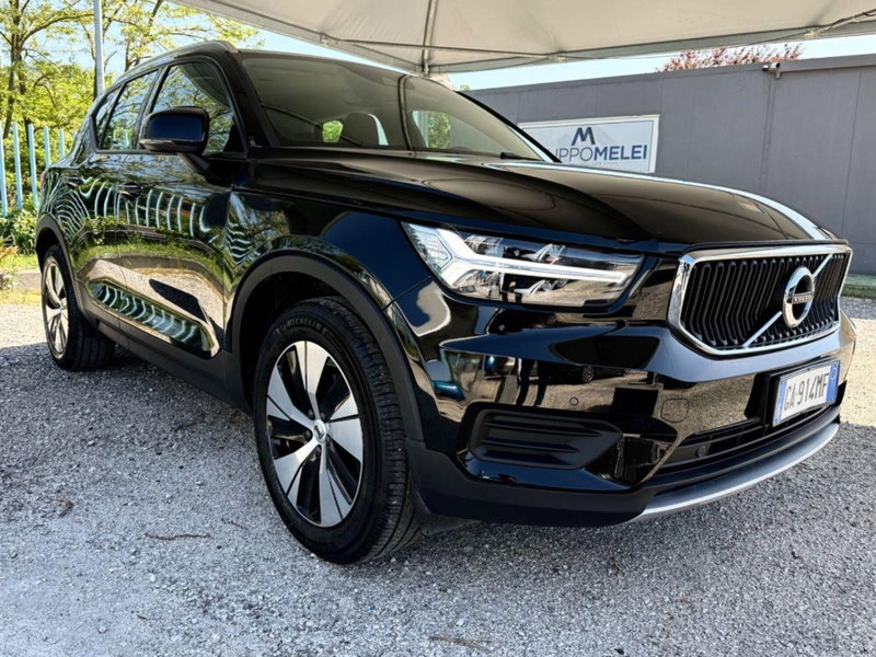 Volvo XC40 T3 Momentum Pro