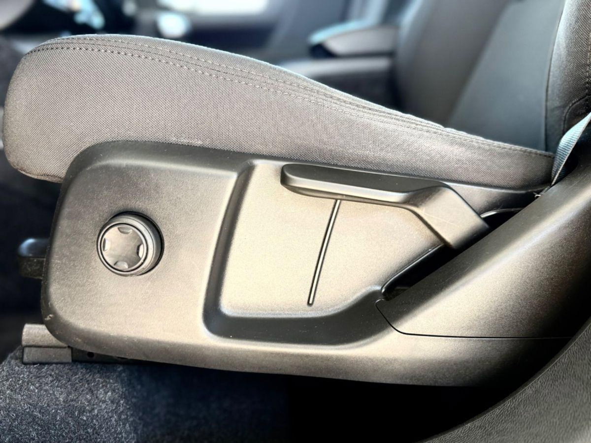 Volvo XC40 T3 Momentum Pro (15)