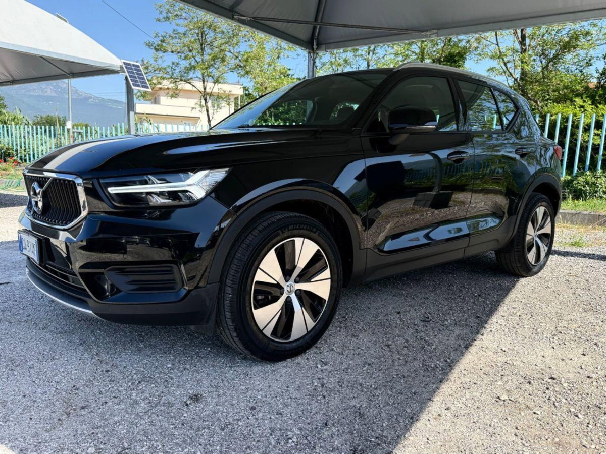 Volvo XC40 T3 Momentum Pro (3)