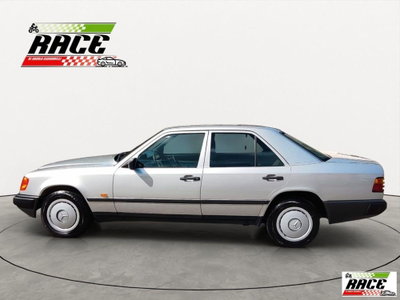 Mercedes-Benz 250 250 diesel (3)