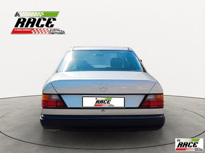 Mercedes-Benz 250 250 diesel (5)