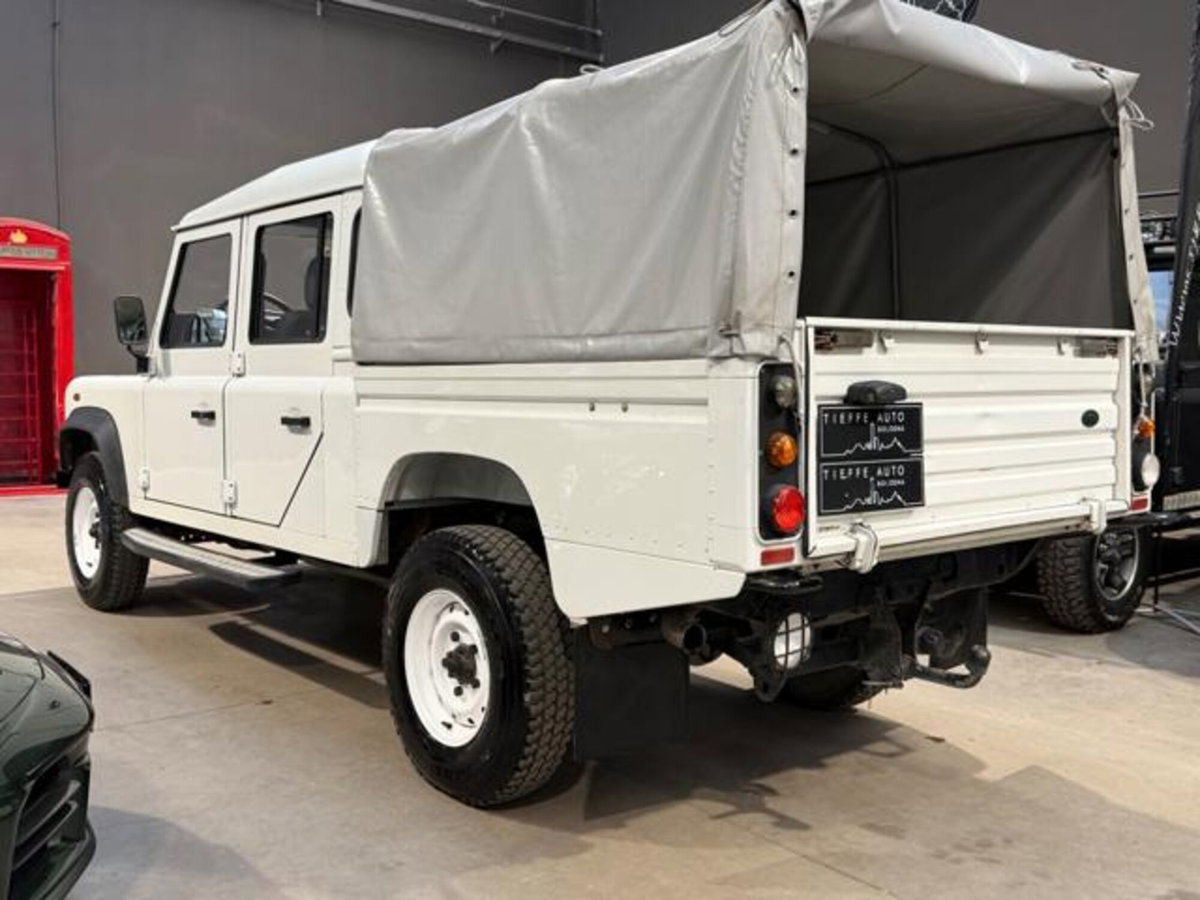Land Rover Defender 130 2.5 Td5 cat CrewCab S (6)