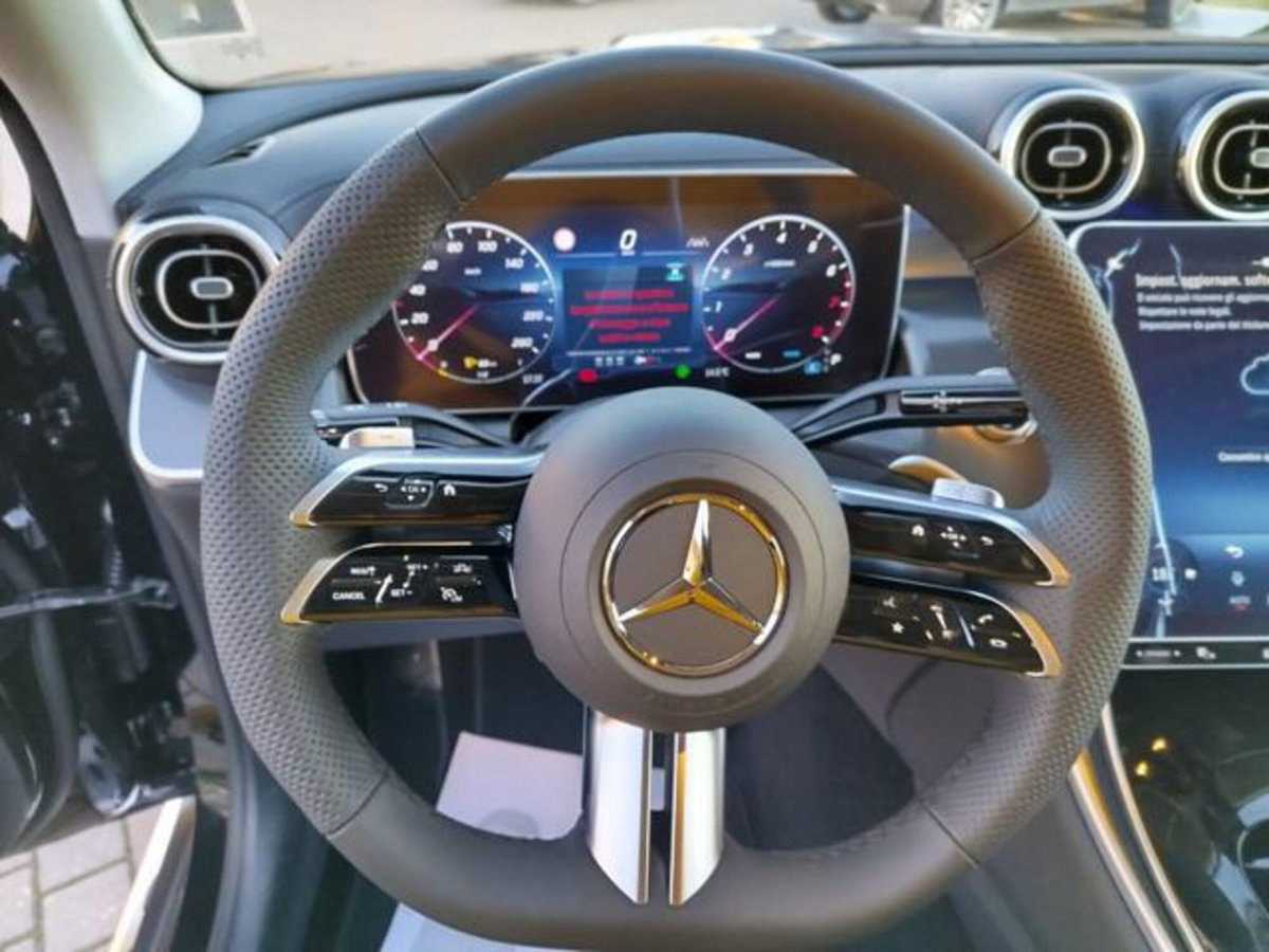 Mercedes-Benz GLC 200 4Matic Mild Hybrid AMG Premium (9)