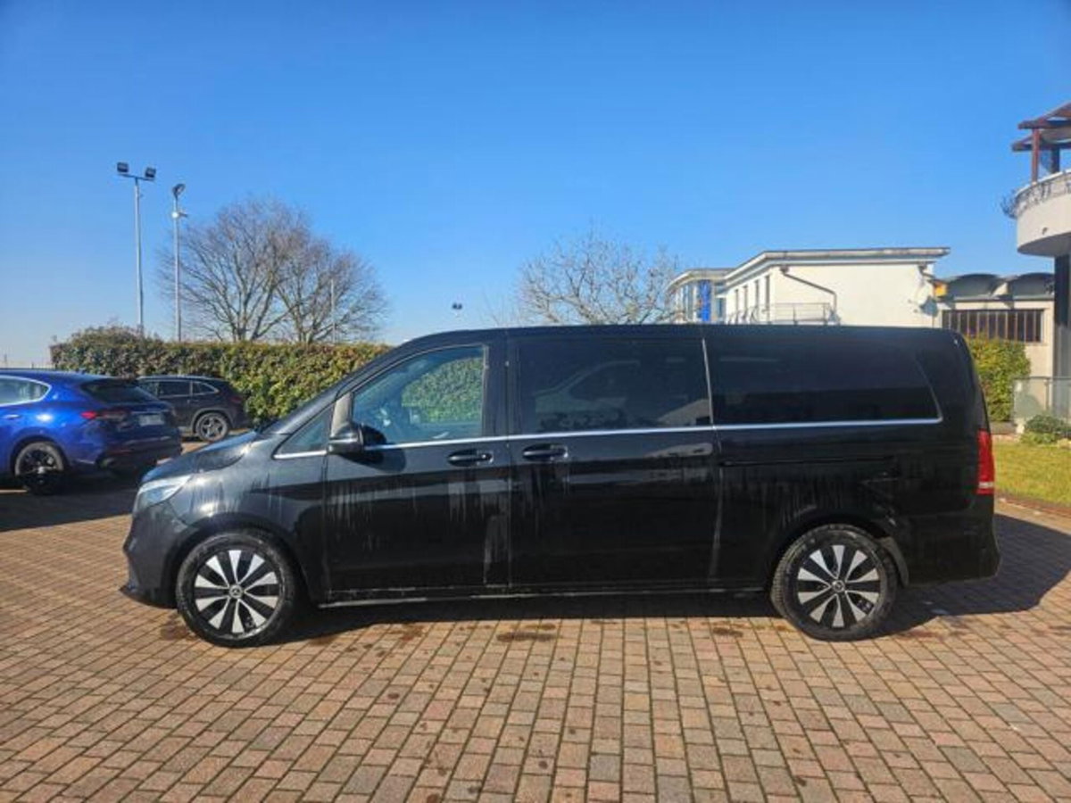 Mercedes-Benz Classe V Extralong 300 d Style auto (5)