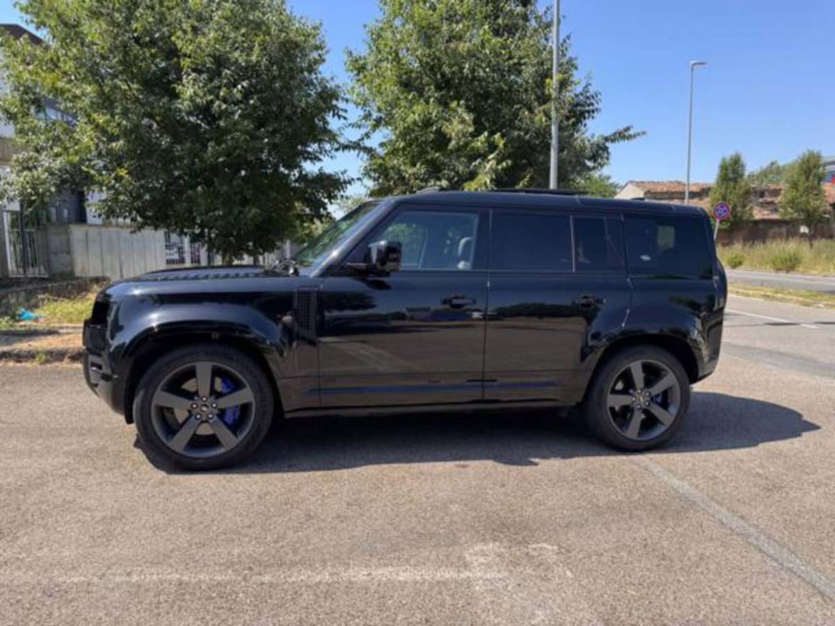 Land Rover Defender 110 5.0 V8 awd 525cv auto (5)