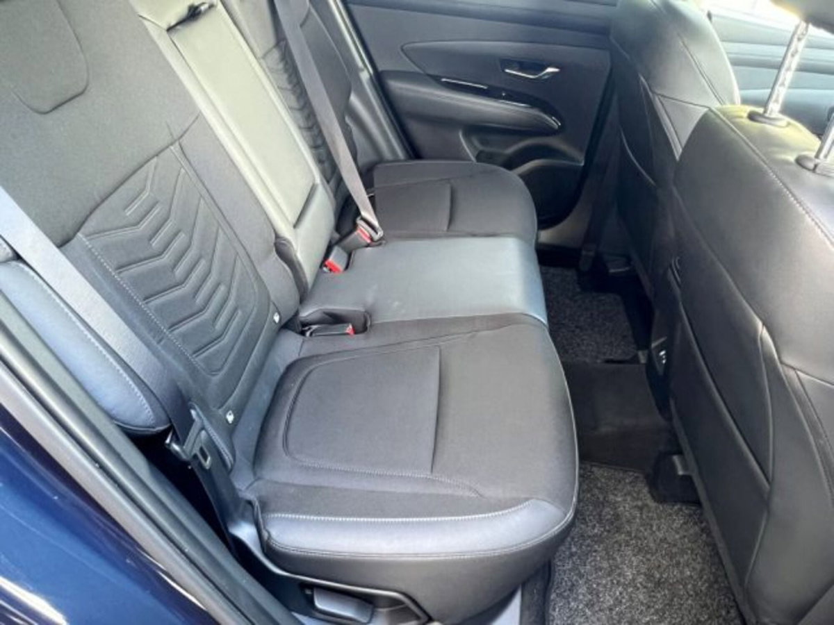 Hyundai Tucson 1.6 crdi 48V Exellence 2wd dct (12)