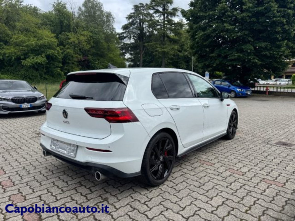 Volkswagen Golf 2.0 TSI GTI DSG (5)