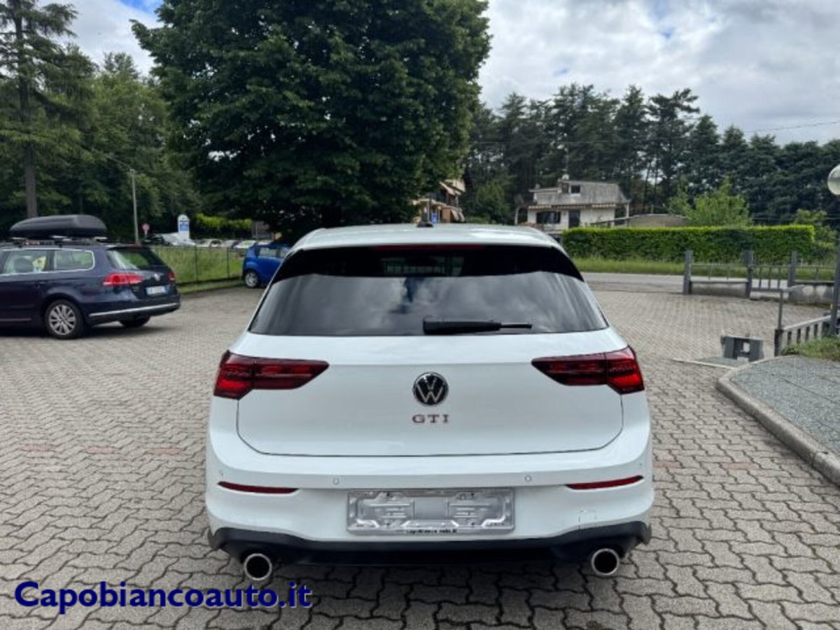 Volkswagen Golf 2.0 TSI GTI DSG (6)