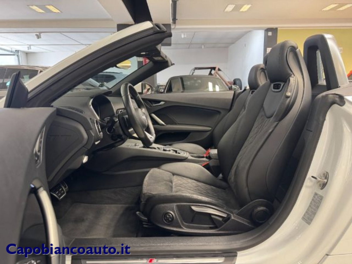 Audi TT Cabrio 40 TFSI S tronic (12)