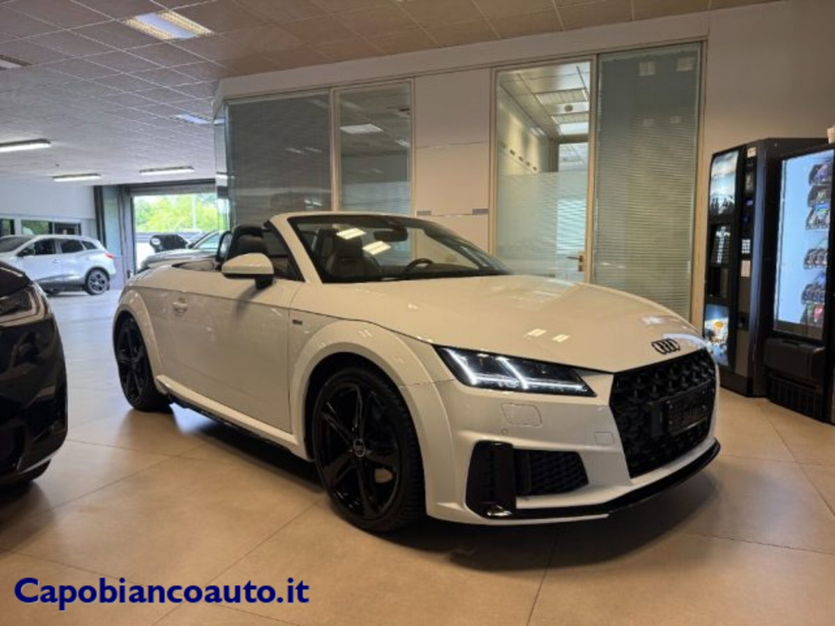 Audi TT Cabrio 40 TFSI S tronic (3)