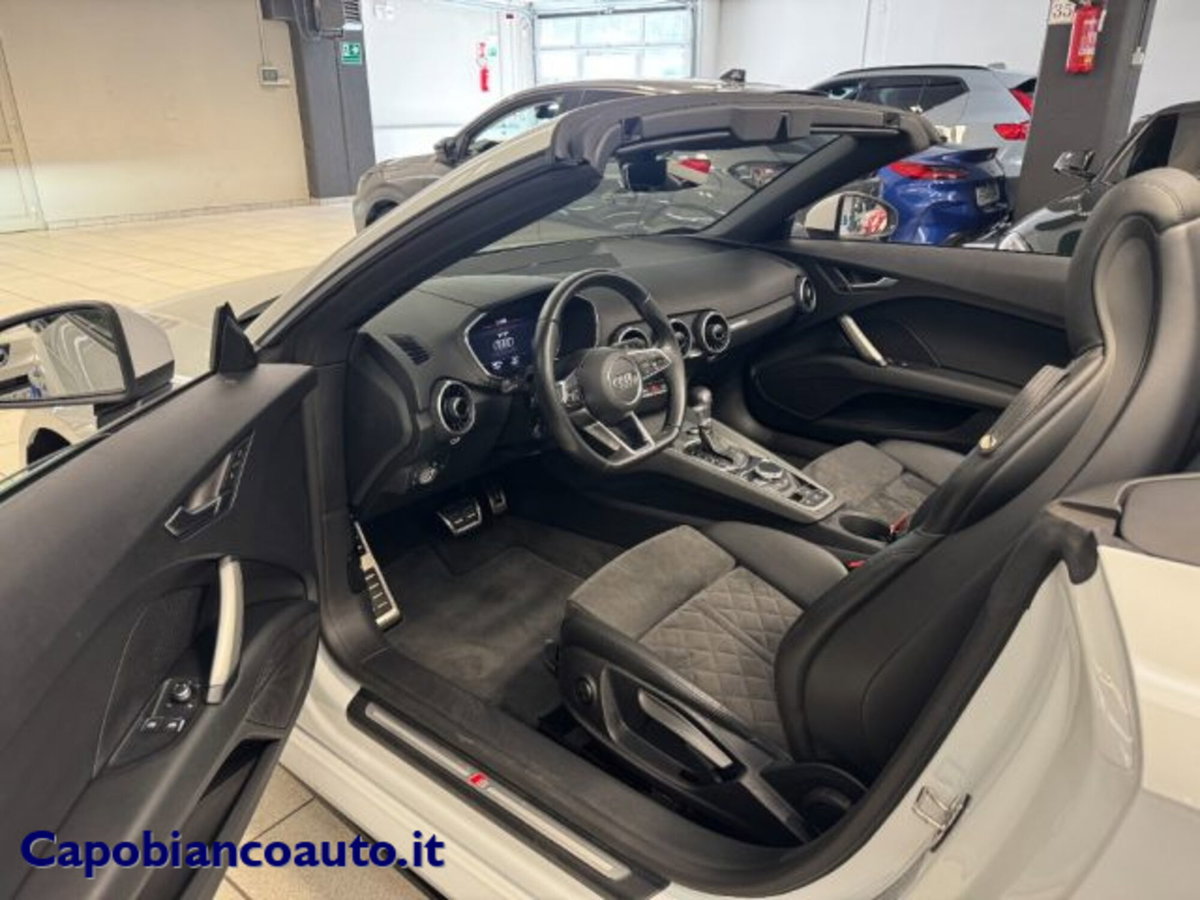 Audi TT Cabrio 40 TFSI S tronic (8)