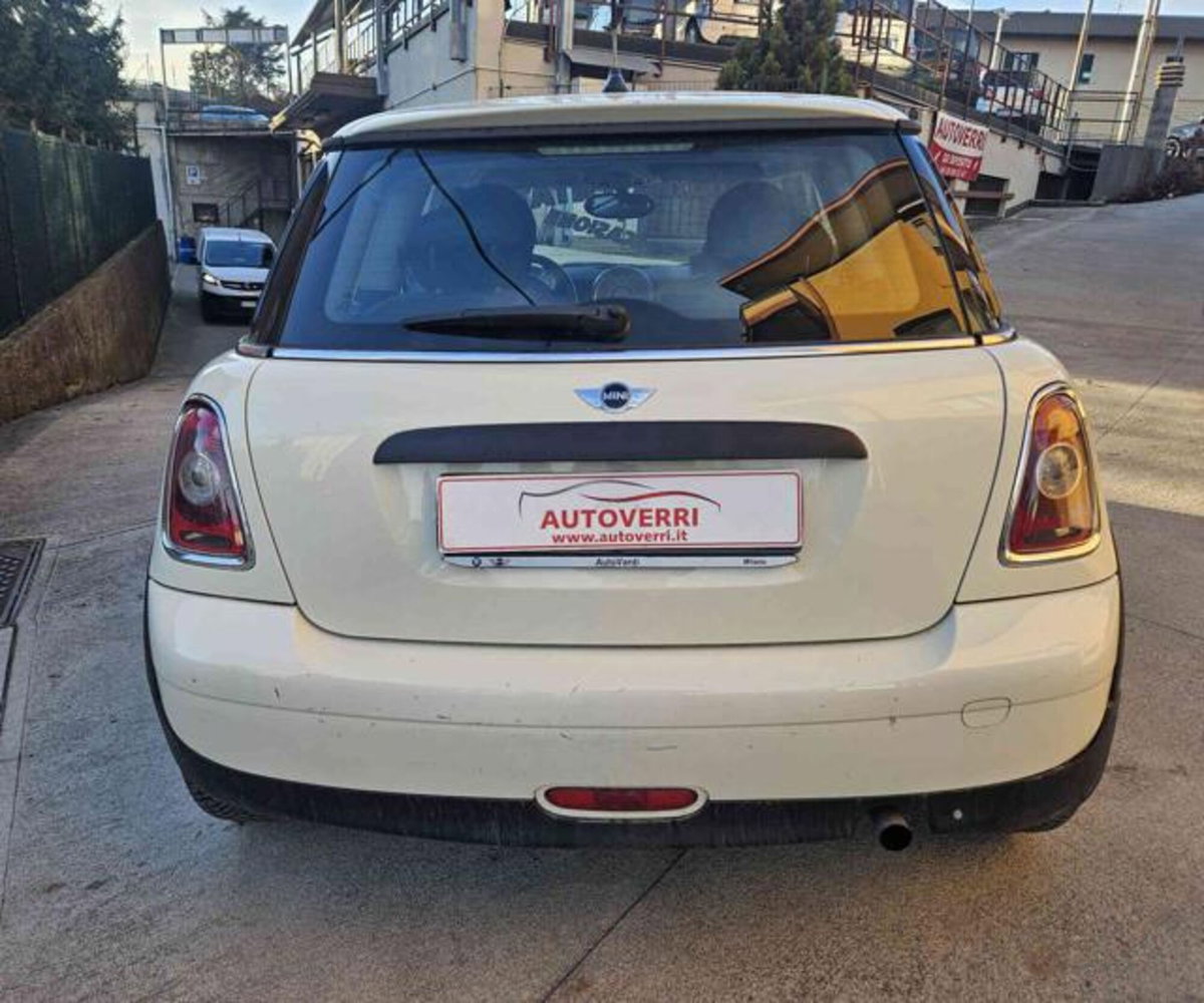 MINI Mini 1.4 16V One (55kW) (6)