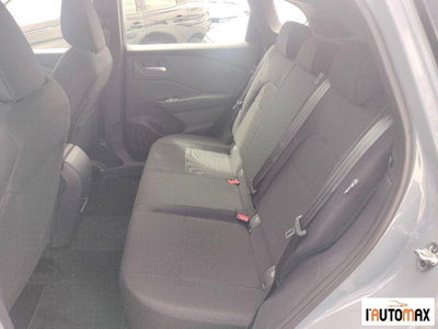 Nissan Qashqai 1.3 mhev Acenta 2wd 140cv (12)