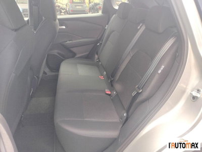 Nissan Qashqai 1.3 mhev Acenta 2wd 140cv (12)
