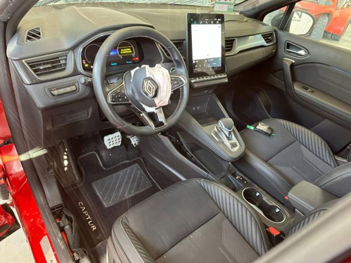 Renault Captur Full Hybrid E-Tech 145 CV Evolution (14)