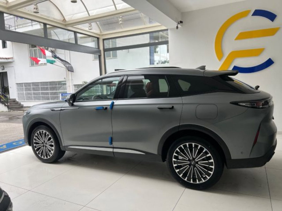 Omoda Omoda 9 SHS-P 1.5 tgdi phev Black Knight i-awd (16)