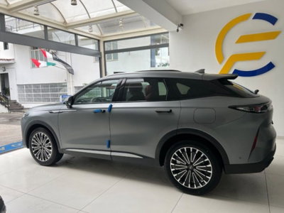 Omoda Omoda 9 SHS-P 1.5 tgdi phev Black Knight i-awd (17)
