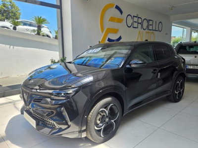Alfa Romeo Junior 1.2 ibrida Q4 Ti 145cv edct6 (10)
