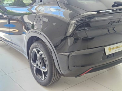 Alfa Romeo Junior 1.2 ibrida Q4 Ti 145cv edct6 (12)