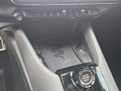 Alfa Romeo Junior 1.2 ibrida Q4 Ti 145cv edct6 (14)