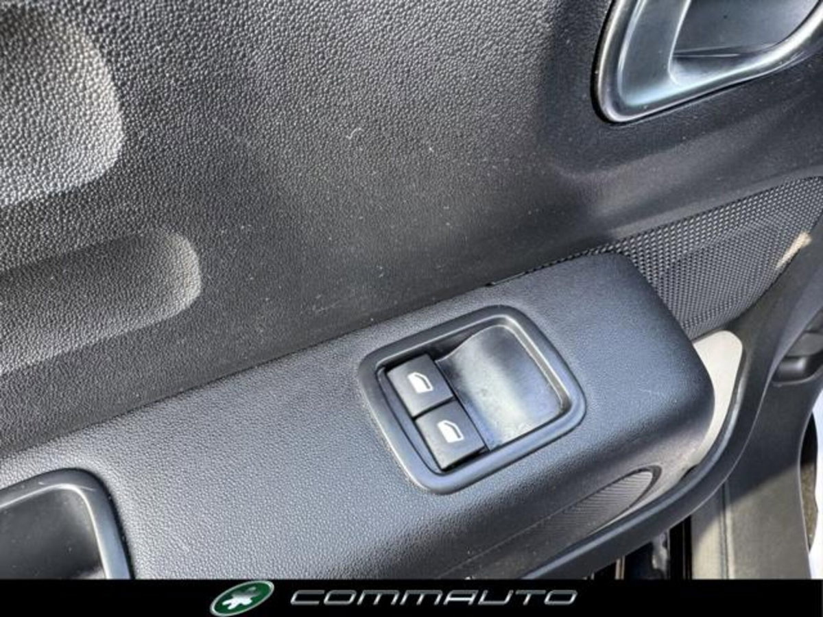 Citroen C3 Aircross 1.2 puretech Plus s&s 110cv (11)