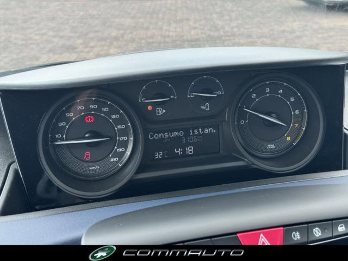 Lancia Ypsilon 1.0 FireFly 5 porte S&S Hybrid Gold Plus (12)