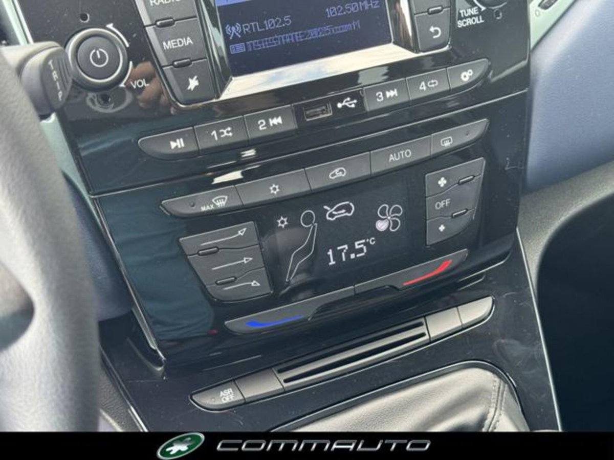 Lancia Ypsilon 1.0 FireFly 5 porte S&S Hybrid Gold Plus (13)