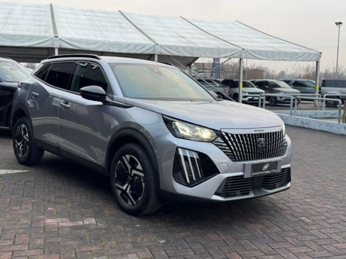 Peugeot 2008 PureTech 100 S&S Allure (3)