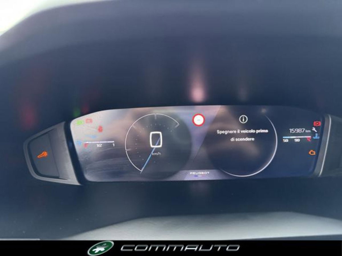Peugeot 2008 PureTech 100 S&S Allure (18)