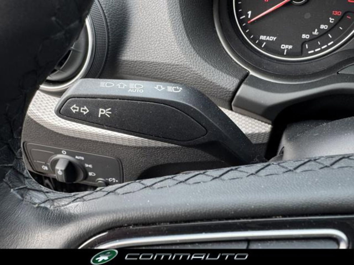 Audi Q2 Q2 30 TDI S tronic Business (16)