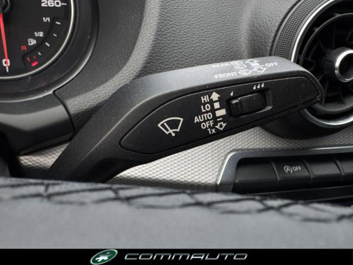 Audi Q2 Q2 30 TDI S tronic Business (17)