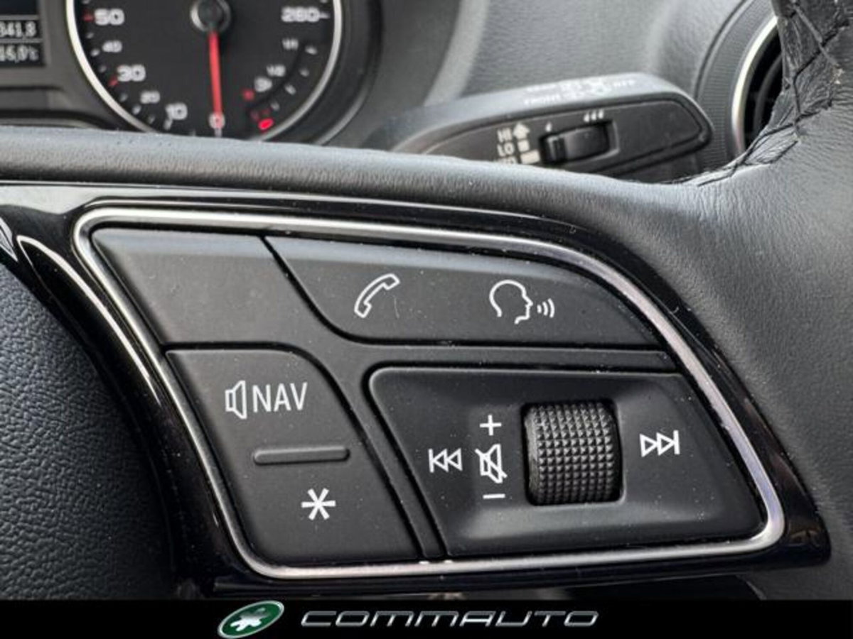 Audi Q2 Q2 30 TDI S tronic Business (19)