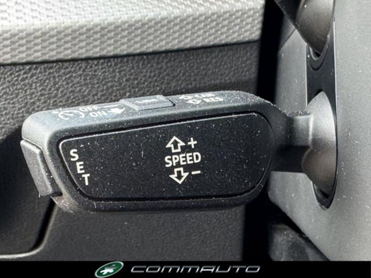 Audi Q2 Q2 30 TDI S tronic Business (20)