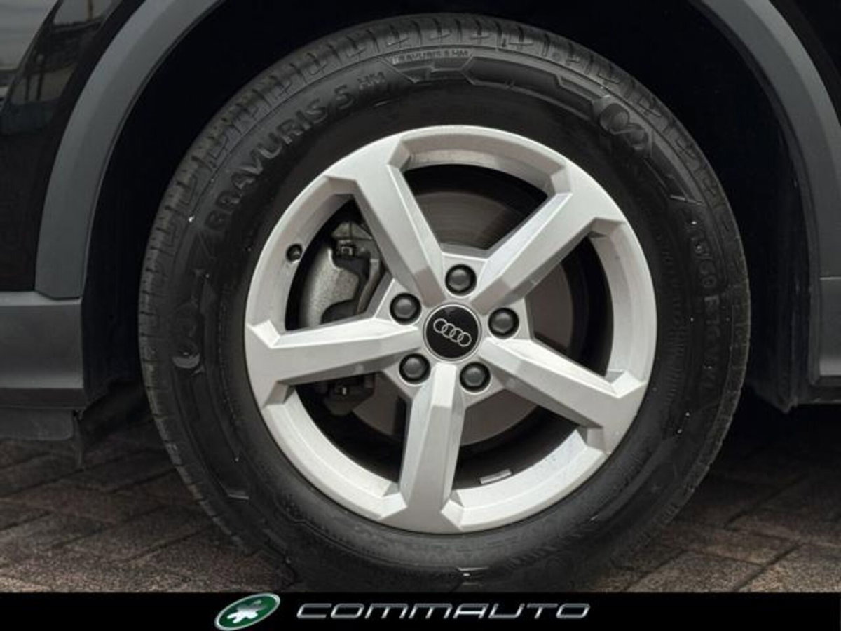 Audi Q2 Q2 30 TDI S tronic Business (9)