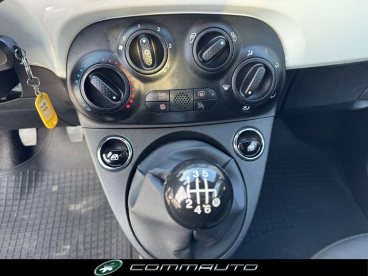 Fiat 500 1.0 Hybrid Club (13)