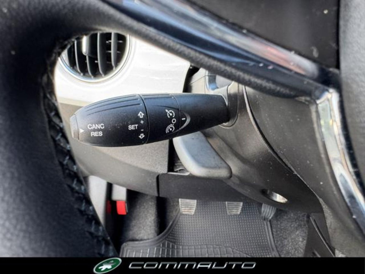 Fiat 500 1.0 Hybrid Club (18)
