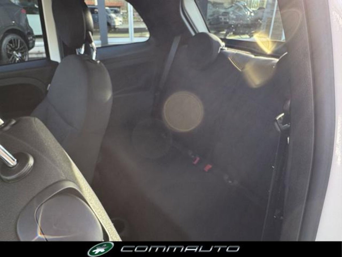 Fiat 500 1.0 Hybrid Club (20)