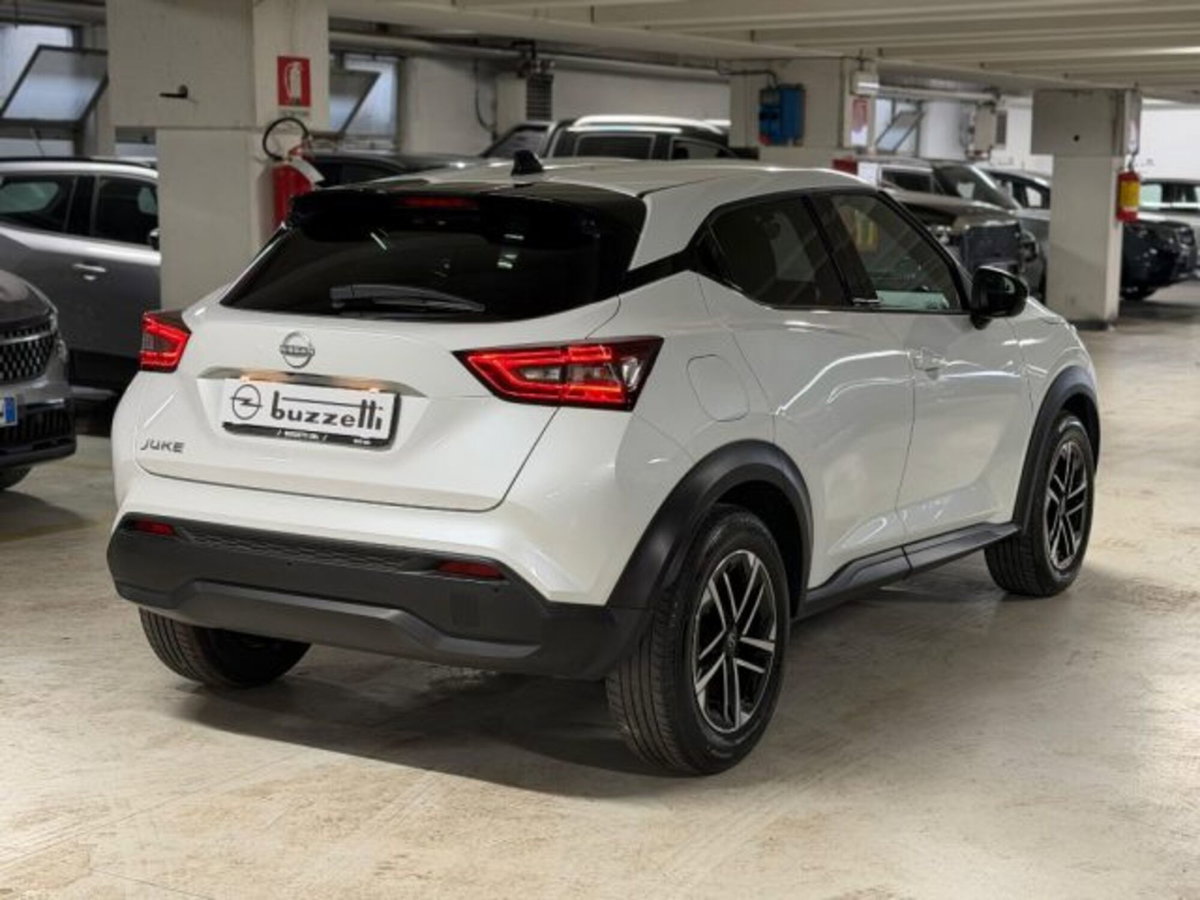 Nissan Juke 1.0 dig-t N-Connecta 114cv (4)