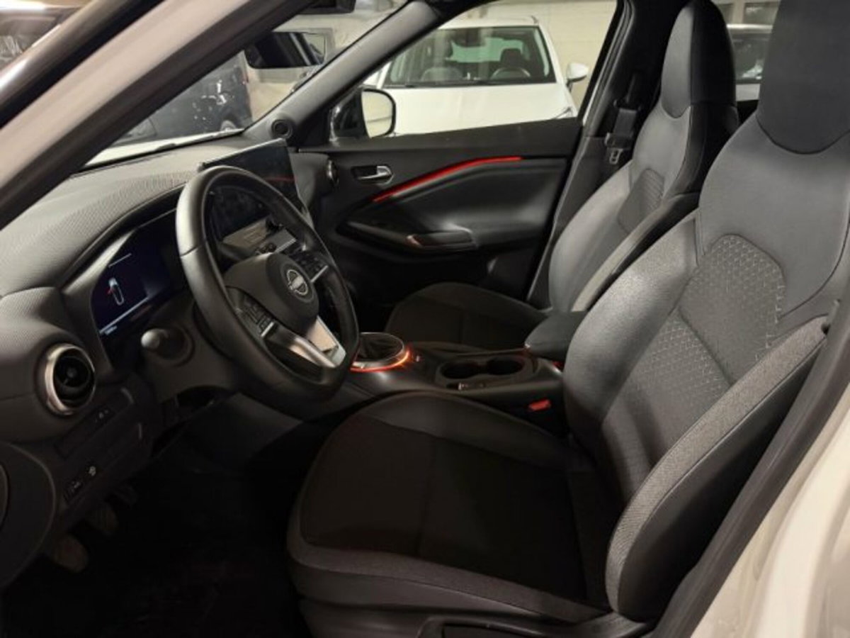 Nissan Juke 1.0 dig-t N-Connecta 114cv (8)
