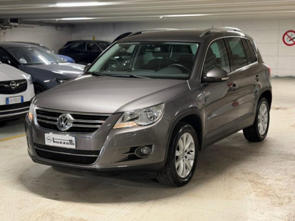 Volkswagen Tiguan 2.0 TDI DPF 4MOTION DSG Sport & Style (3)