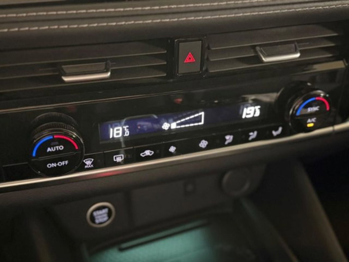 Nissan Qashqai 1.3 mhev N-Connecta 4wd 158cv xtronic (15)