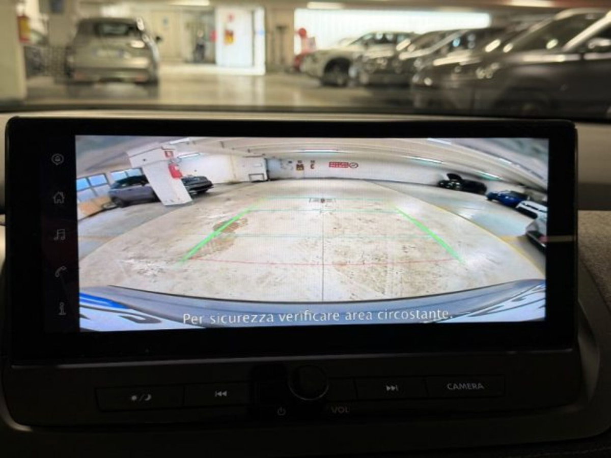 Nissan Qashqai 1.3 mhev Acenta 2wd 140cv (12)