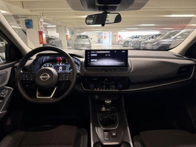 Nissan Qashqai 1.3 mhev Acenta 2wd 140cv (9)