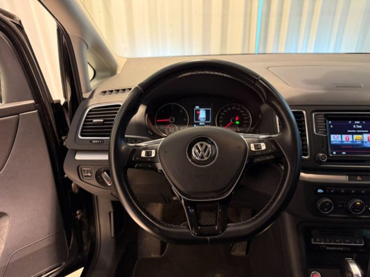 Volkswagen Sharan 2.0 TDI 184 CV SCR DSG Executive BlueMotion Tech. (7)