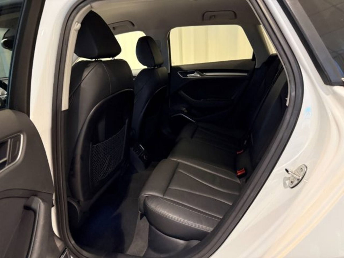 Audi A3 Sportback 2.0 TDI quattro Ambition (5)