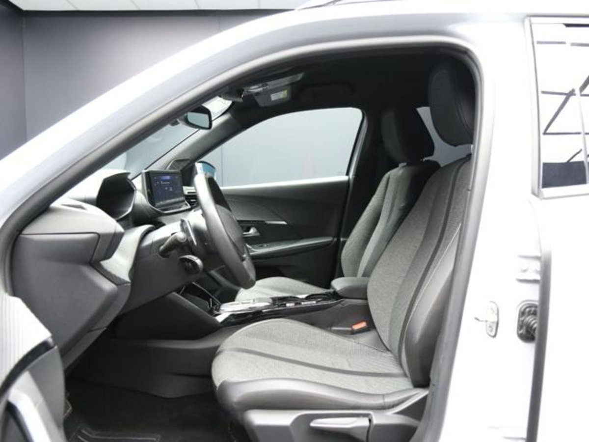 Peugeot 2008 1.2 puretech Allure s&s 130cv eat8 (10)