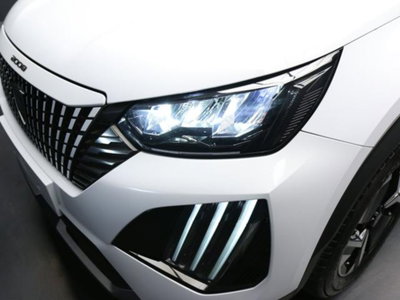 Peugeot 2008 PureTech 130 S&S EAT8 Allure Pack (11)